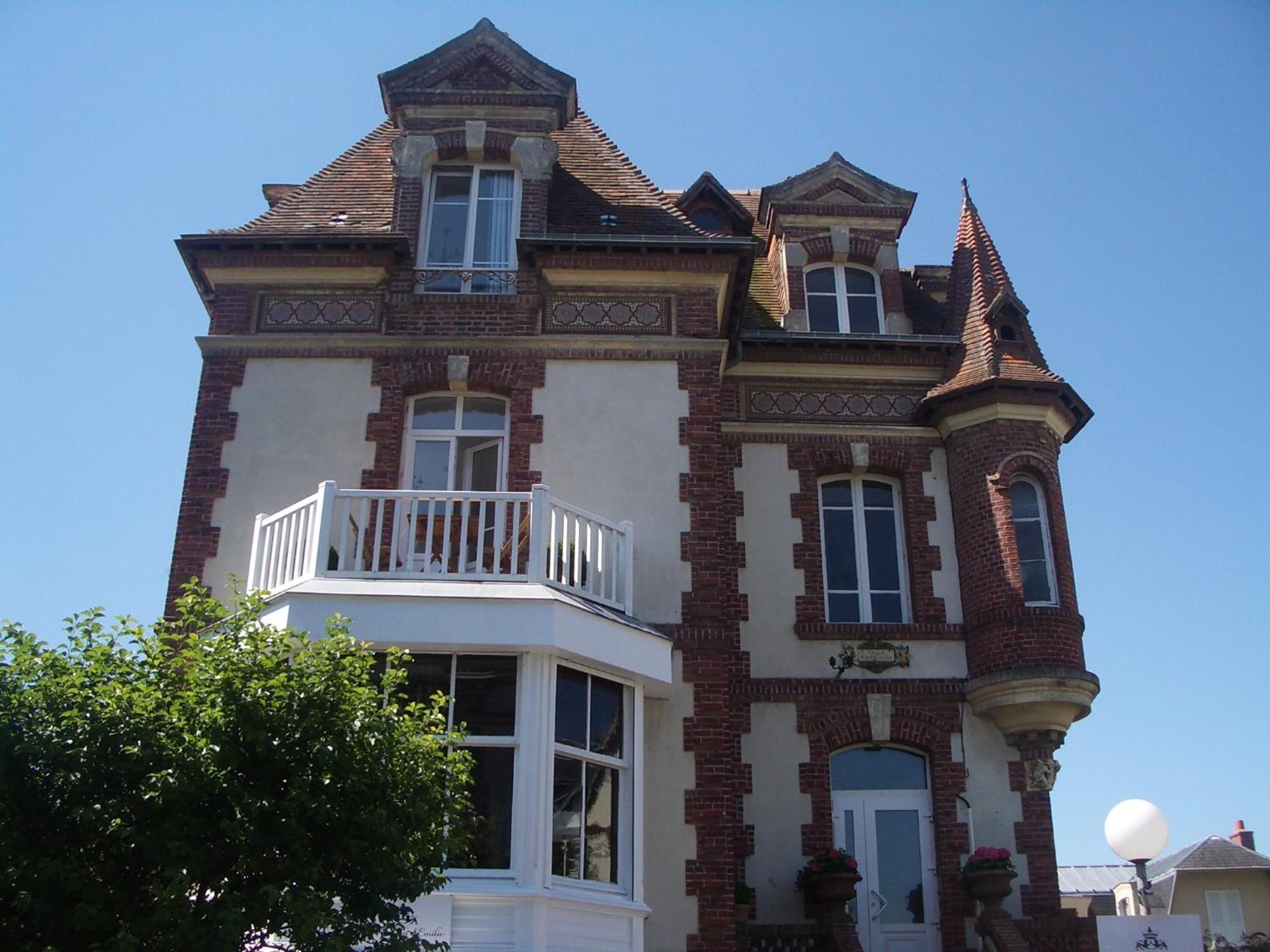 La Maison D'Emilie Houlgate Exteriér fotografie