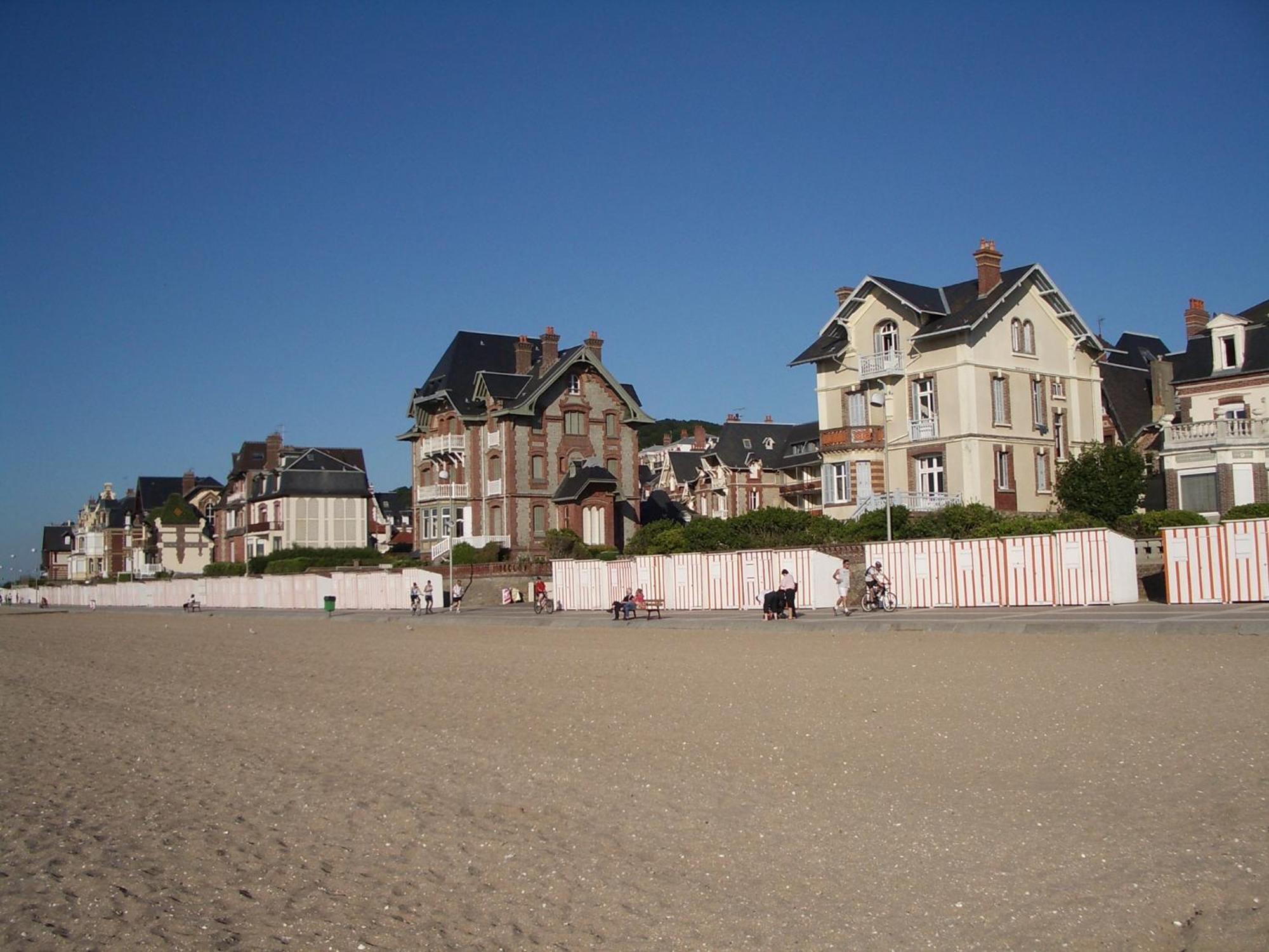 La Maison D'Emilie Houlgate Exteriér fotografie