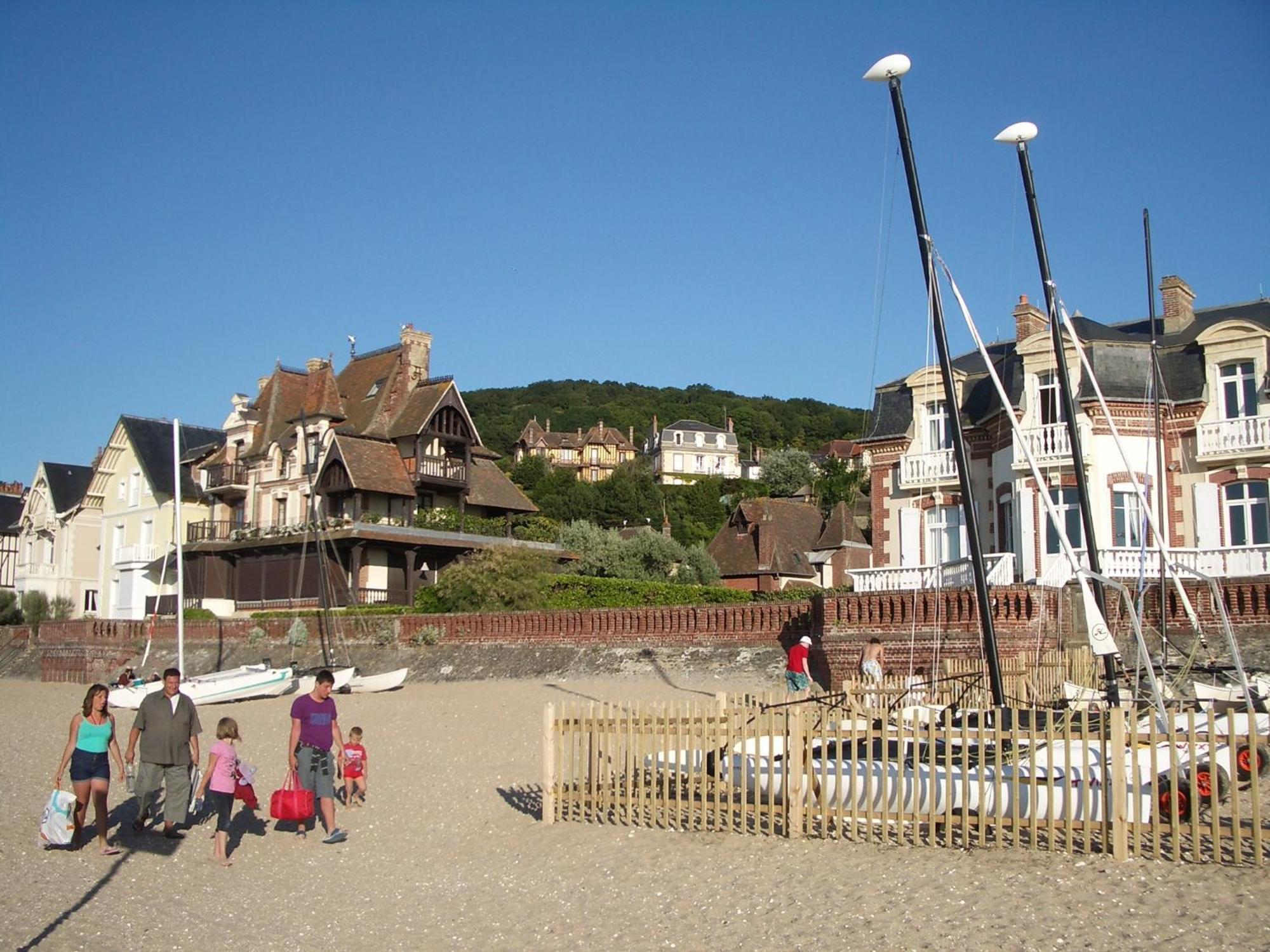 La Maison D'Emilie Houlgate Exteriér fotografie